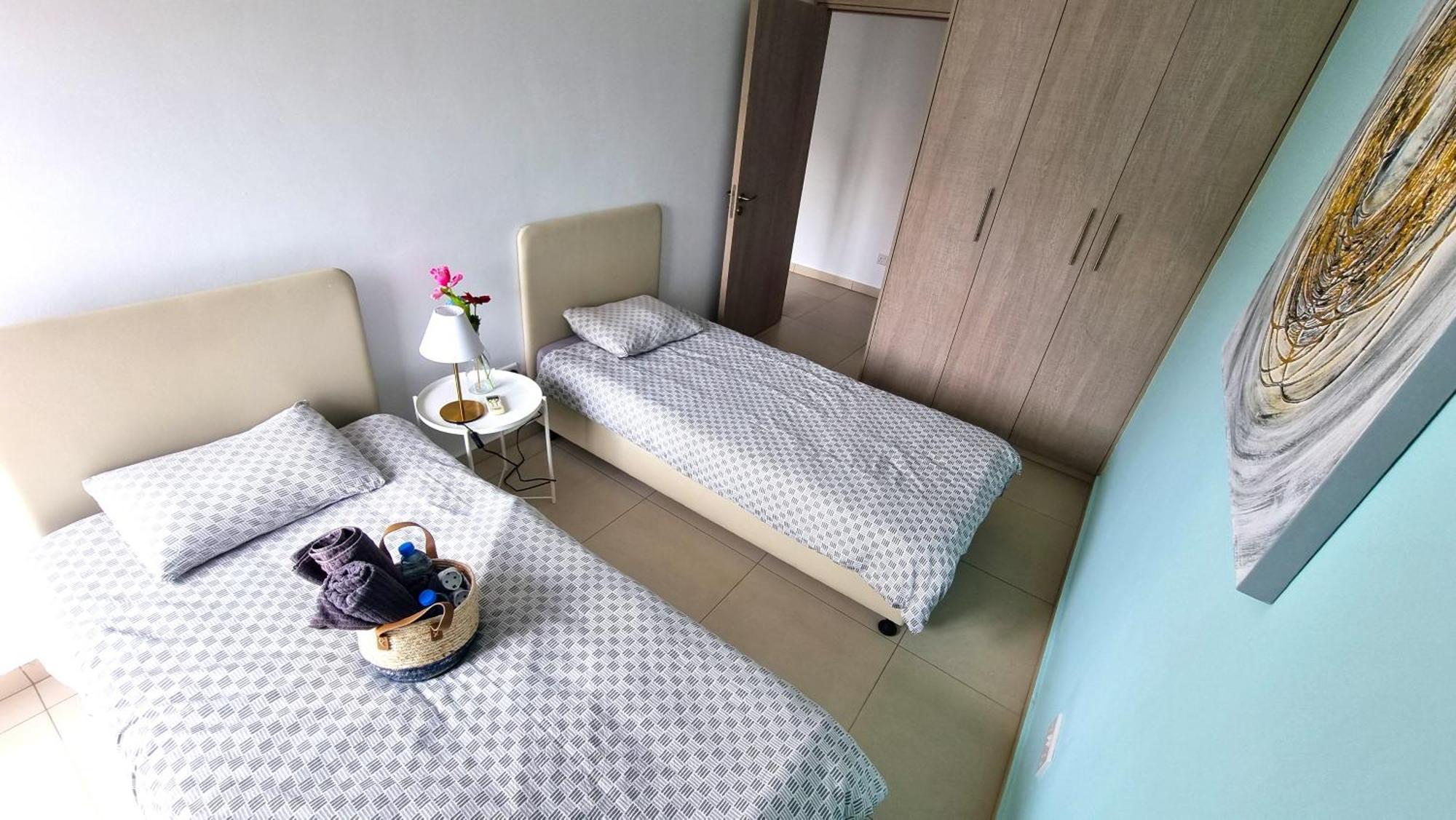 Апартаменти Center: Your Urban Retreat- 100m To The *